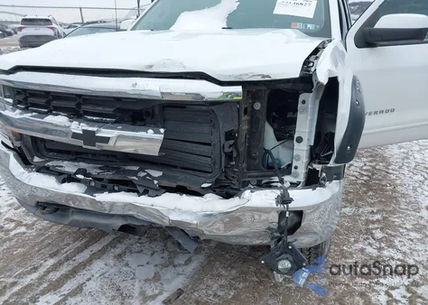 2018 Chevrolet Silverado 1500 1Lt z USA, uszkodzony, nr VIN 2GCVKREC6J1101542